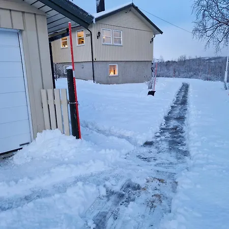 Koselig I Tur-eventyret Tromso Apartament Kvaloya