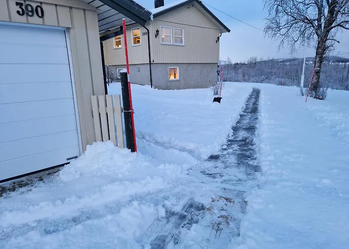 Koselig I Tur-eventyret Tromso Apartament Kvaloya